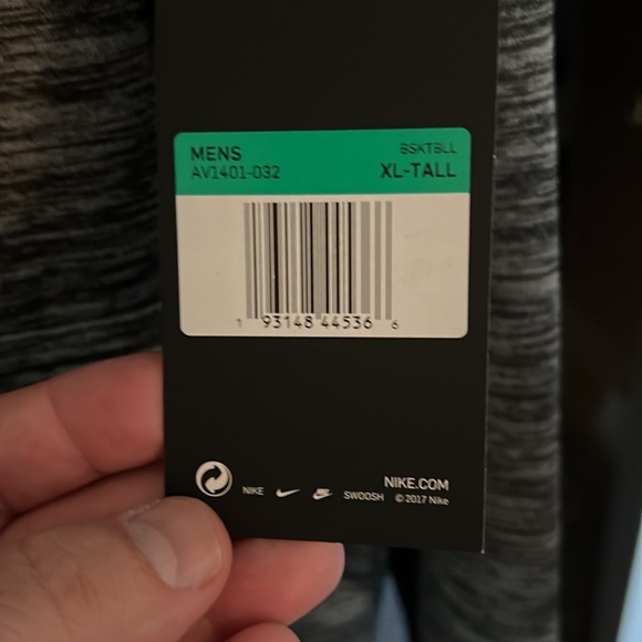 Nike Sacramento Kings pullover with front pocket. Size XL Tall NWT’s - Picture 4 of 7